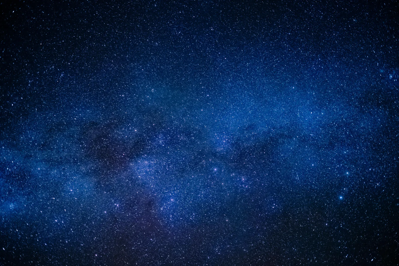 a night sky full of blue stars